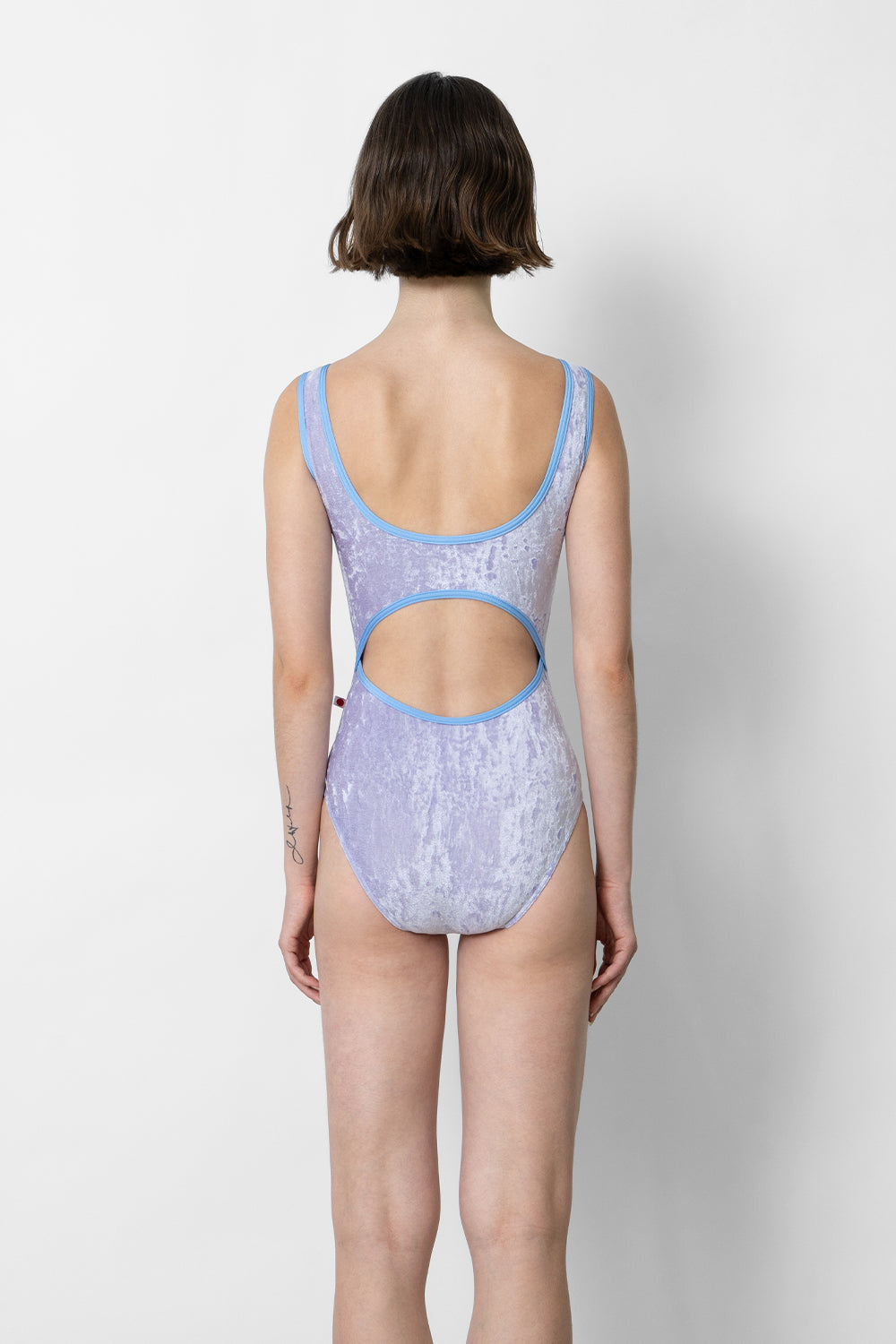 Veronique leotard in CV-Angelic body color with N-Moontide trim color