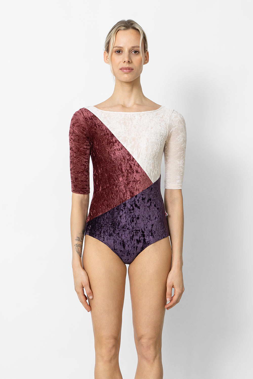 Linear leotard in CV-Eggplant body color with CV-Garnet and CV-Misty Rose top colors