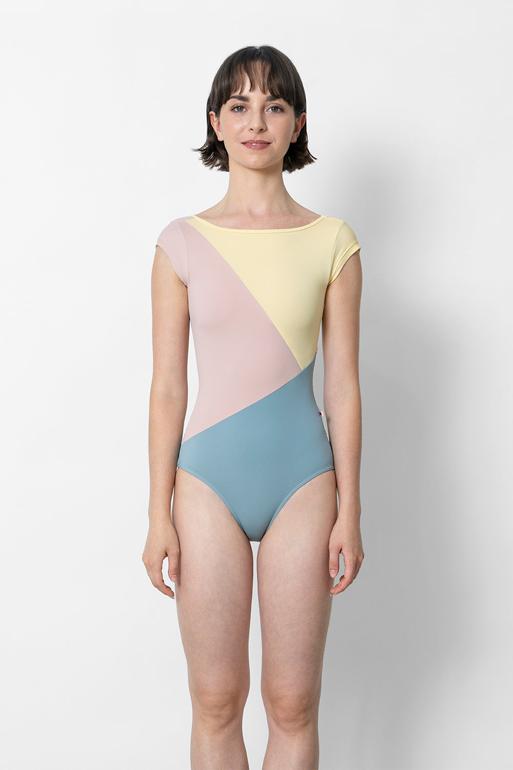 Linear leotard in T-Fog bottom color with T-Petal and T-Vanilla top color