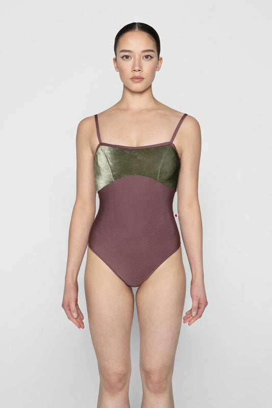 Denise leotard in N-Phoenix body & trim color with V-Safari top color