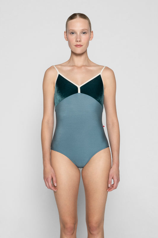 Daria leotard in N-Frost body color with V-Orbit top color and N-Pearl trim color