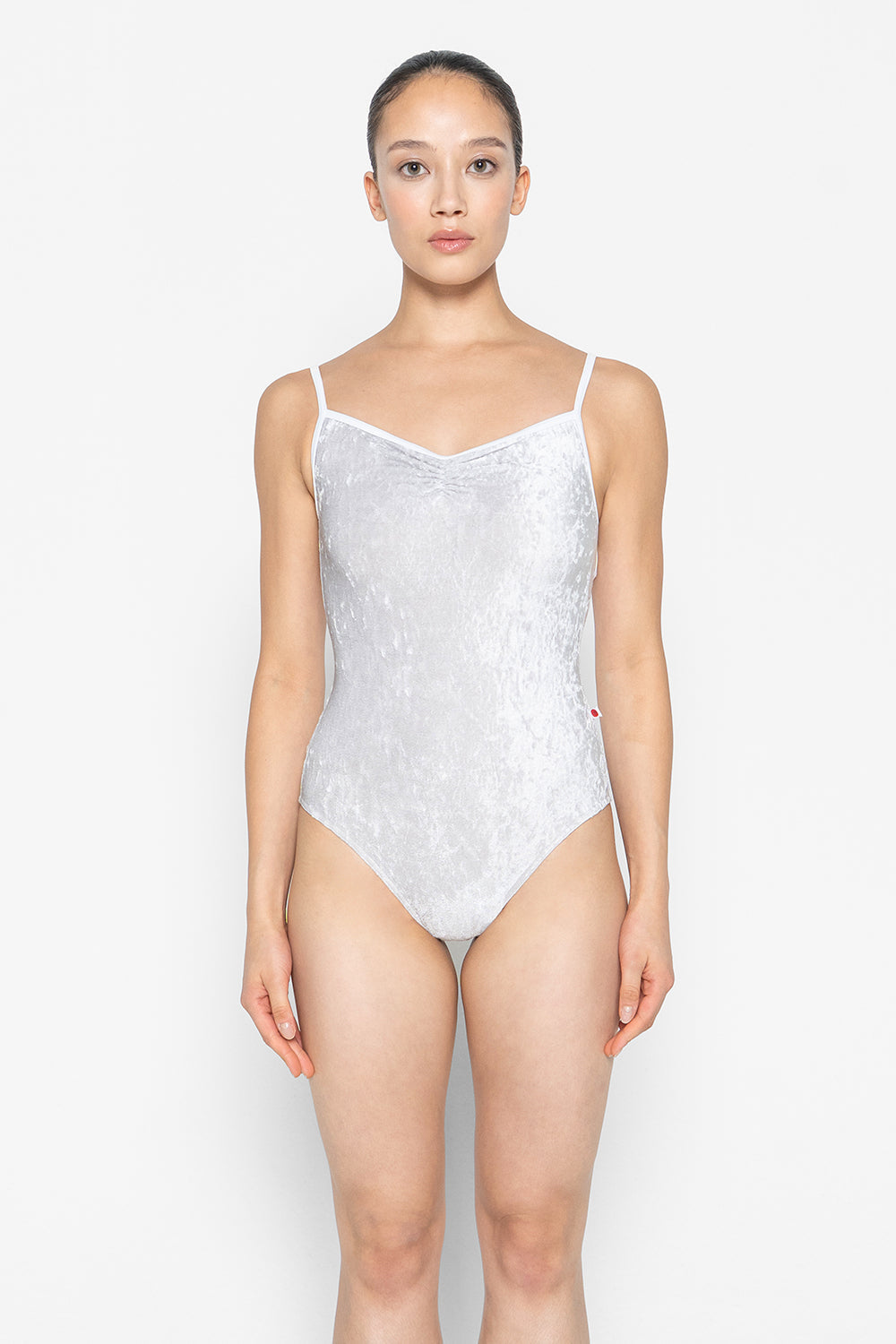 Daniela pinch leotard in CV-Silver body color with T-White trim color