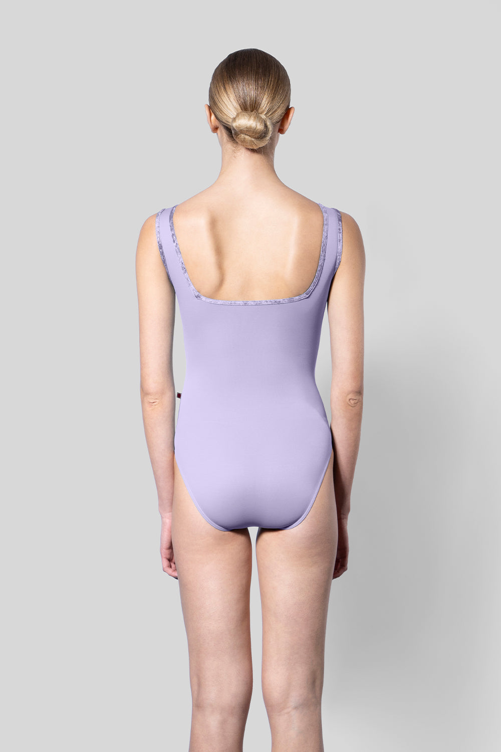 Marieke leotard in N-Poem body color with CV-Angelic trim color