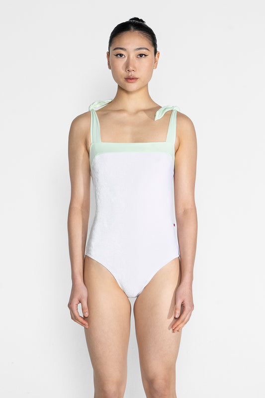 Mimi leotard in V-White body color with T-Pistachio top color